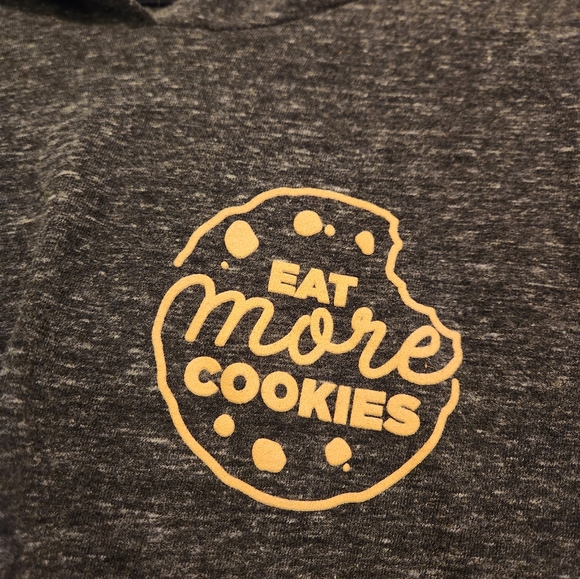 Quest Nutrition hoodie / long sleeve tee shirt / sweatshirt women's medium - Picture 3 of 8